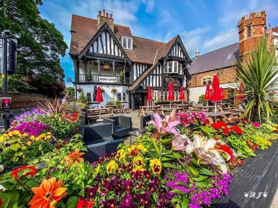 Rose & Crown Rooms Beverley Buitenkant foto
